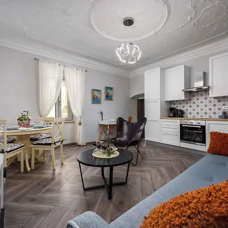 In - Istrien 42150 Apartment *